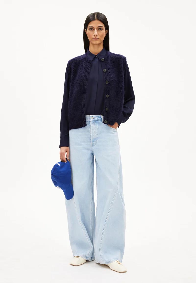 HELGEAA PREMIUM | tinted navy