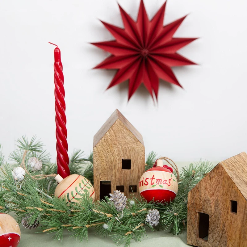 4 Holz Weihnachtskugeln zum Aufhängen braun rot grün Baumschmuck Ø 6 cm