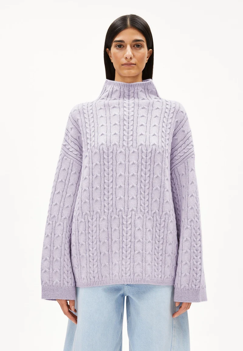 AAORI VANISE STRICKPULLOVER | oatmilk-frozen lavender