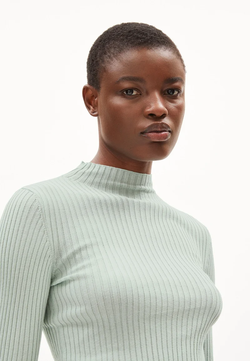 ALAANIA STRICKPULLOVER | polar green