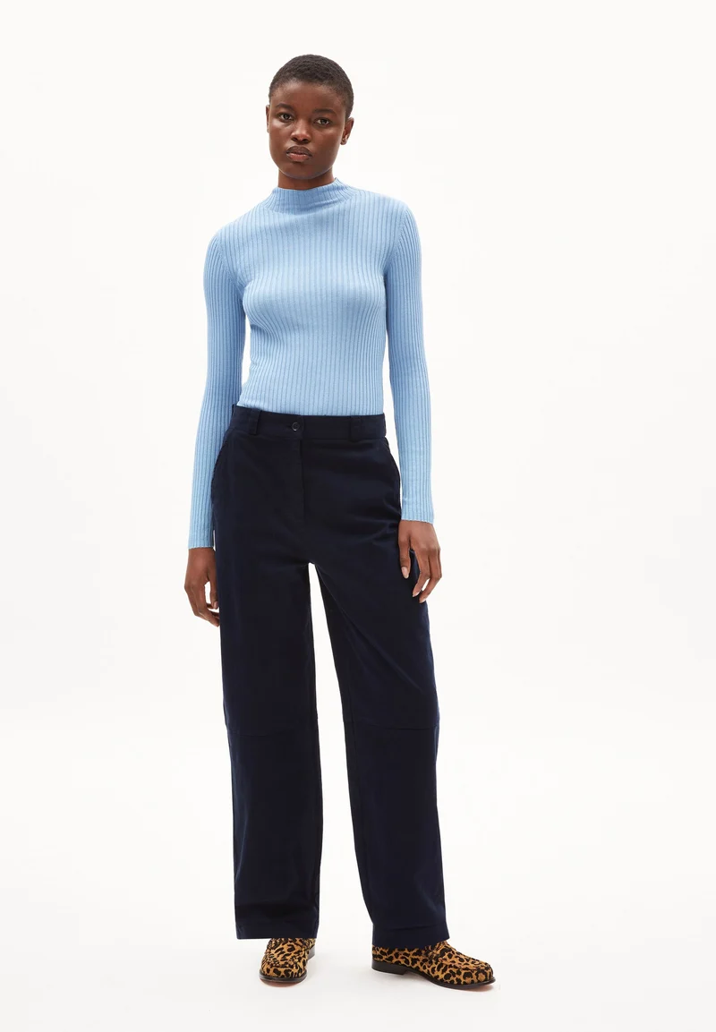 ALAANIA STRICKPULLOVER | iceberg blue
