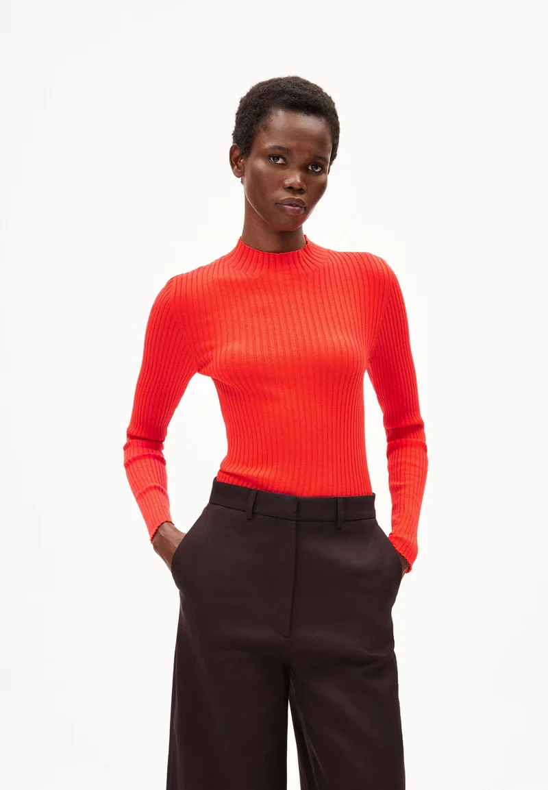 ALAANIA STRICKPULLOVER | red alert
