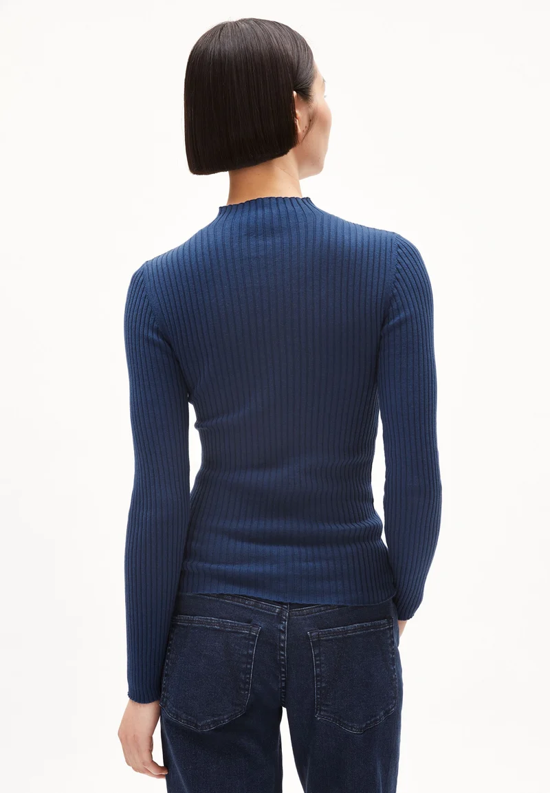 ALAANIA STRICKPULLOVER | faded indigo