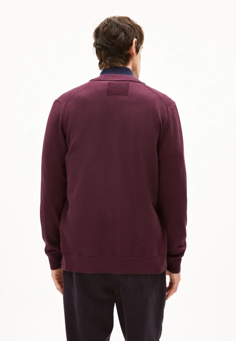 AGAAMON STRICKJACKE | dark cranberry