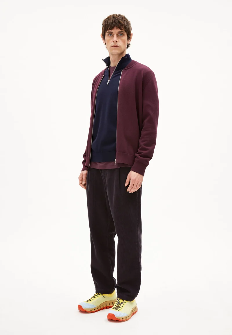 AGAAMON STRICKJACKE | dark cranberry