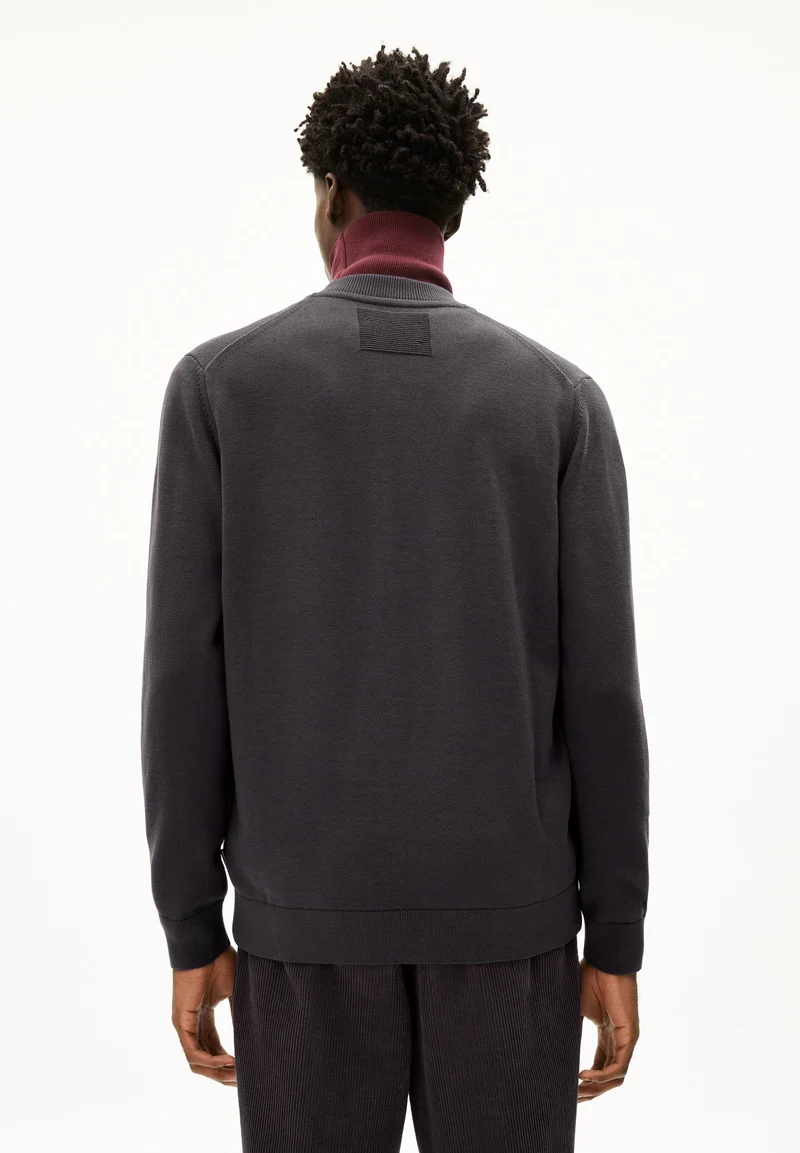 AGAAMON STRICKJACKE | dark steel