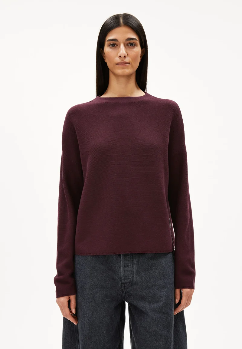 MERINAA STRICKPULLOVER | dark cranberry