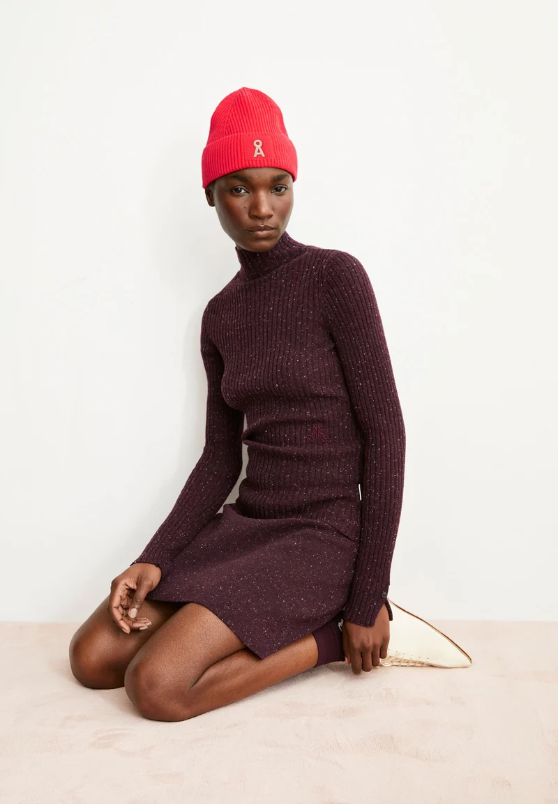 ALAANIA TWEED | dark cranberry