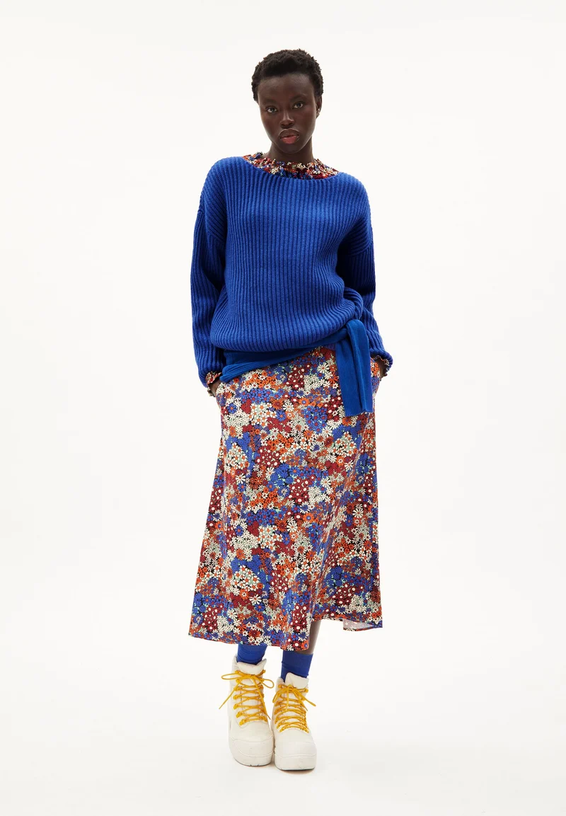 SAADI SOLID | dynamo blue