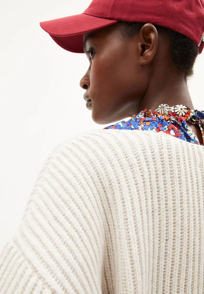 SAADI SOLID | oatmilk