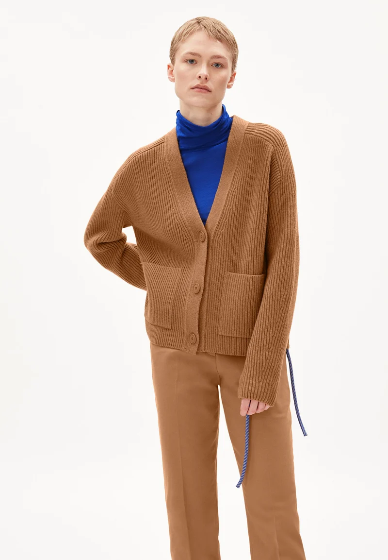 NAOKAA | cedar wood