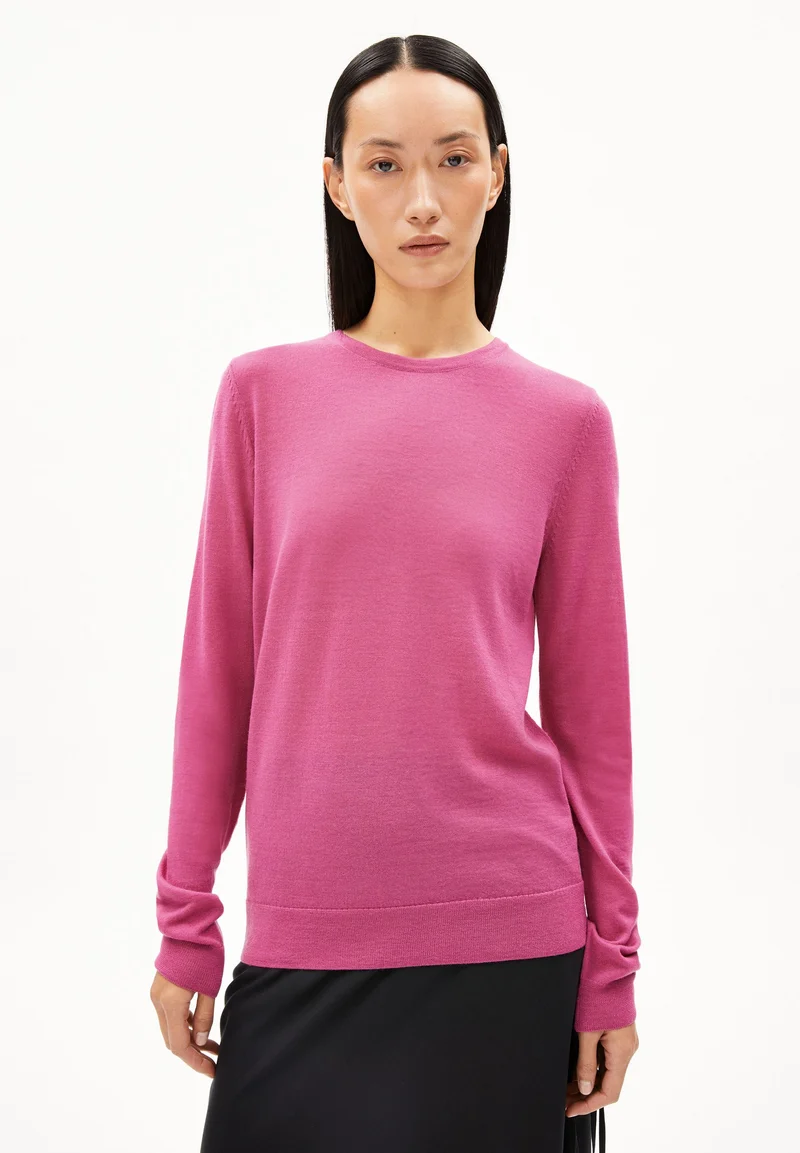 ELDIAA MERINO STRICKPULLOVER | crushed berry