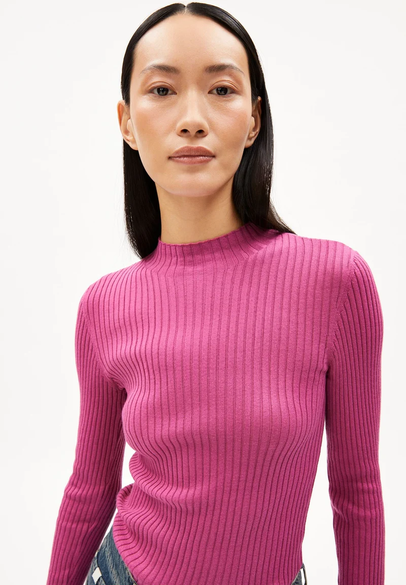 ALAANIA STRICKPULLOVER | crushed berry