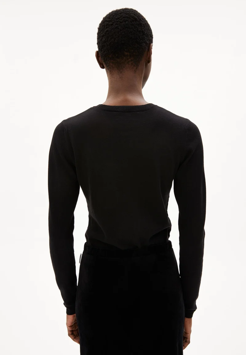 LALEAA FESTIVE | black