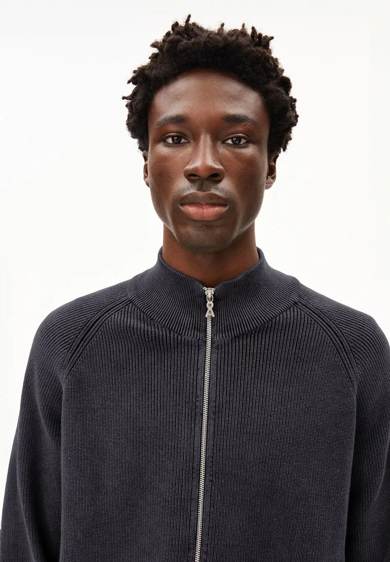 AARTYOM GMT DYE STRICKTROYER | black