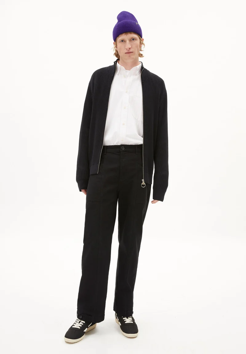 LENLAA | black