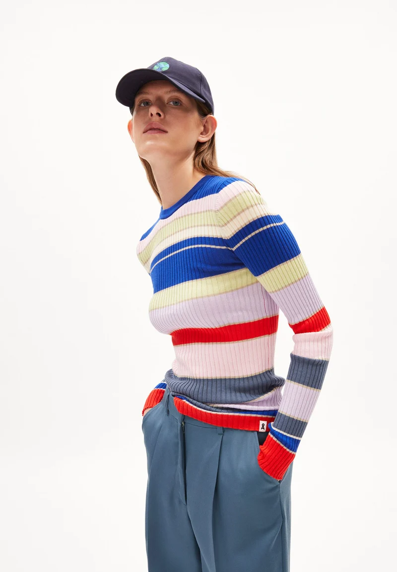 ALAANIA COLLEGE STRIPE | dynamo blue-red alert