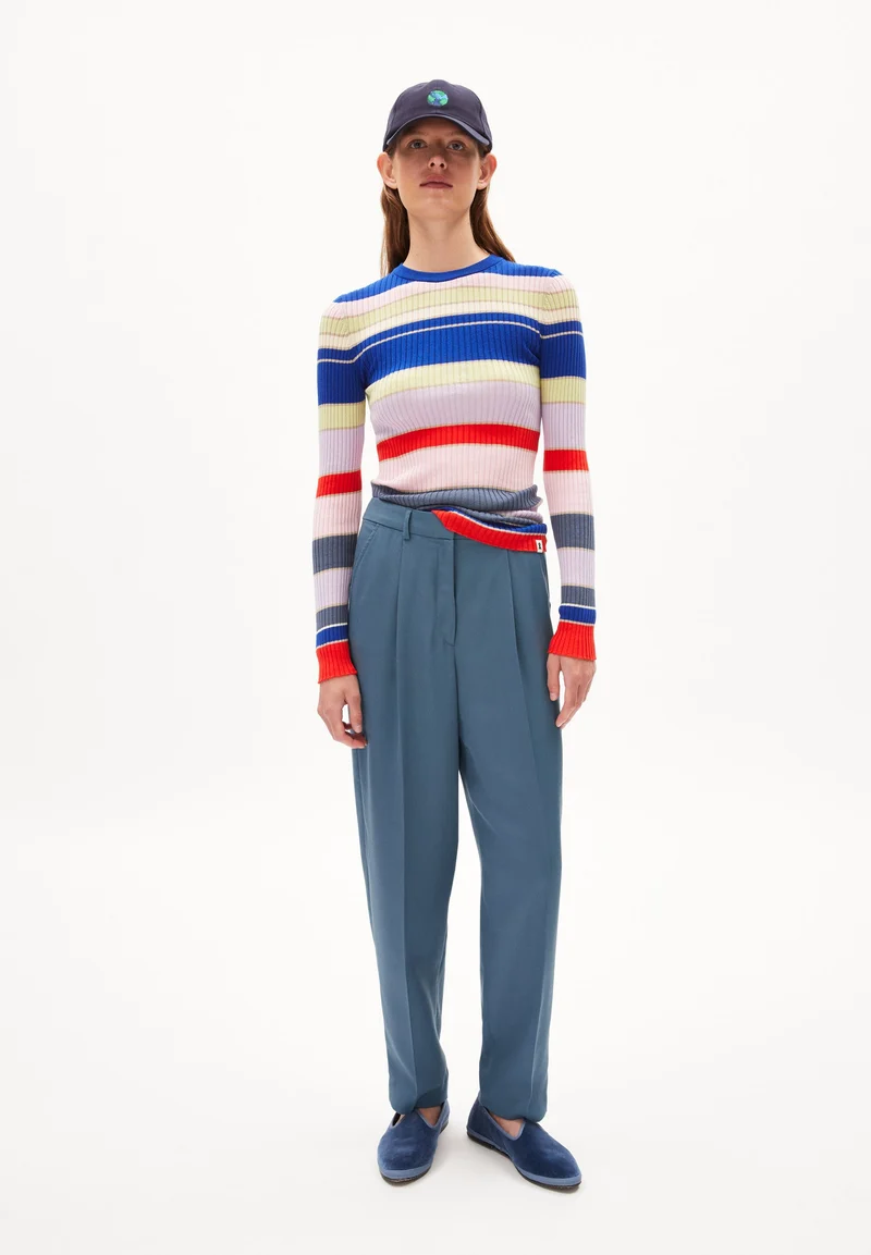 ALAANIA COLLEGE STRIPE | dynamo blue-red alert