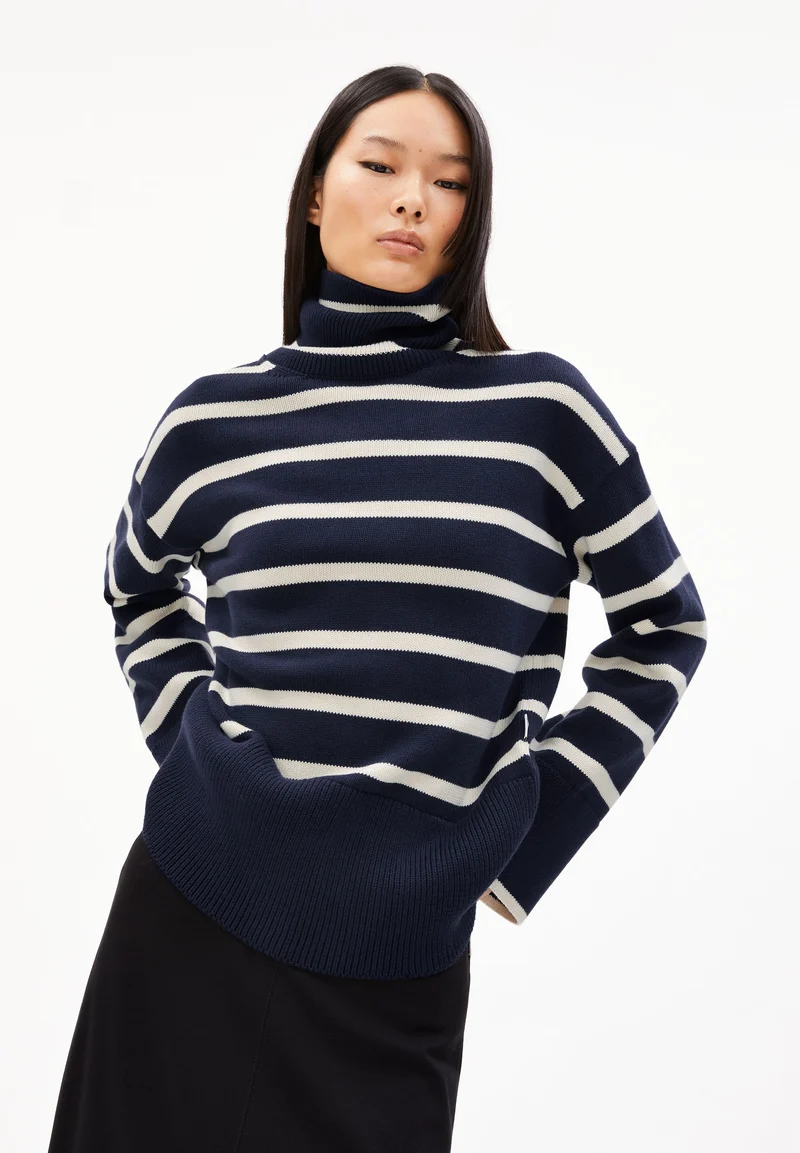 CHANAA STRIPES | night sky-oatmilk