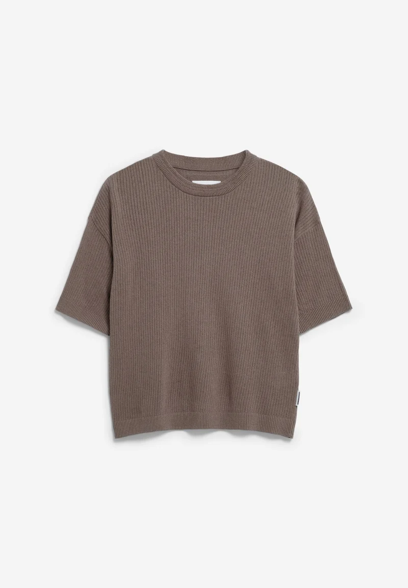 LIZAA LINO | walnut cream