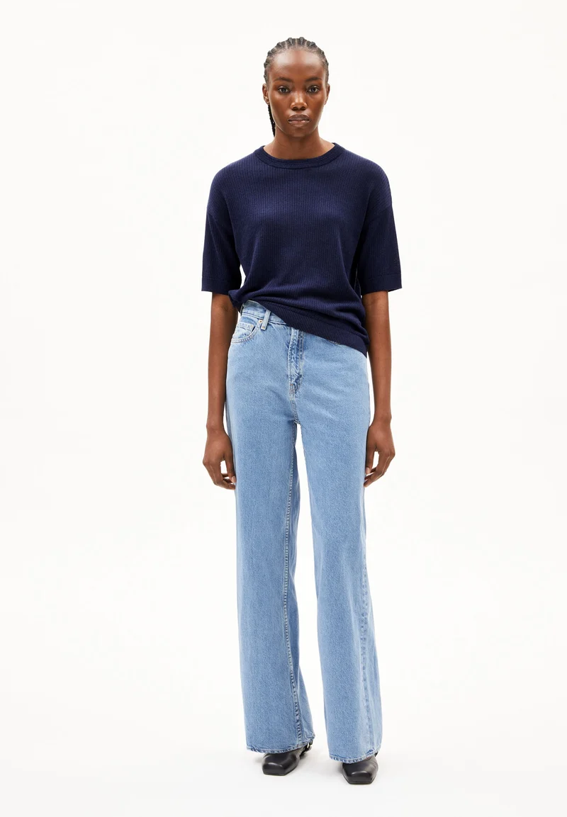 LIZAA LINO | tinted navy