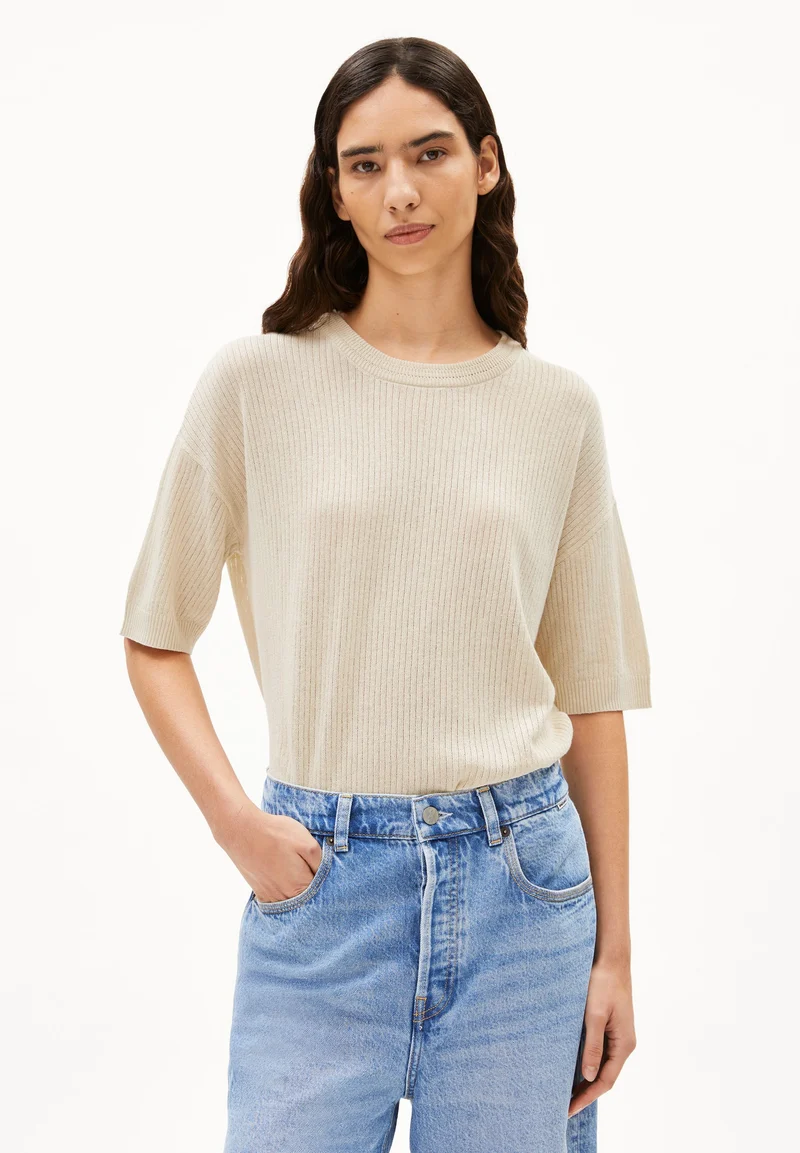 LIZAA LINO | raw white
