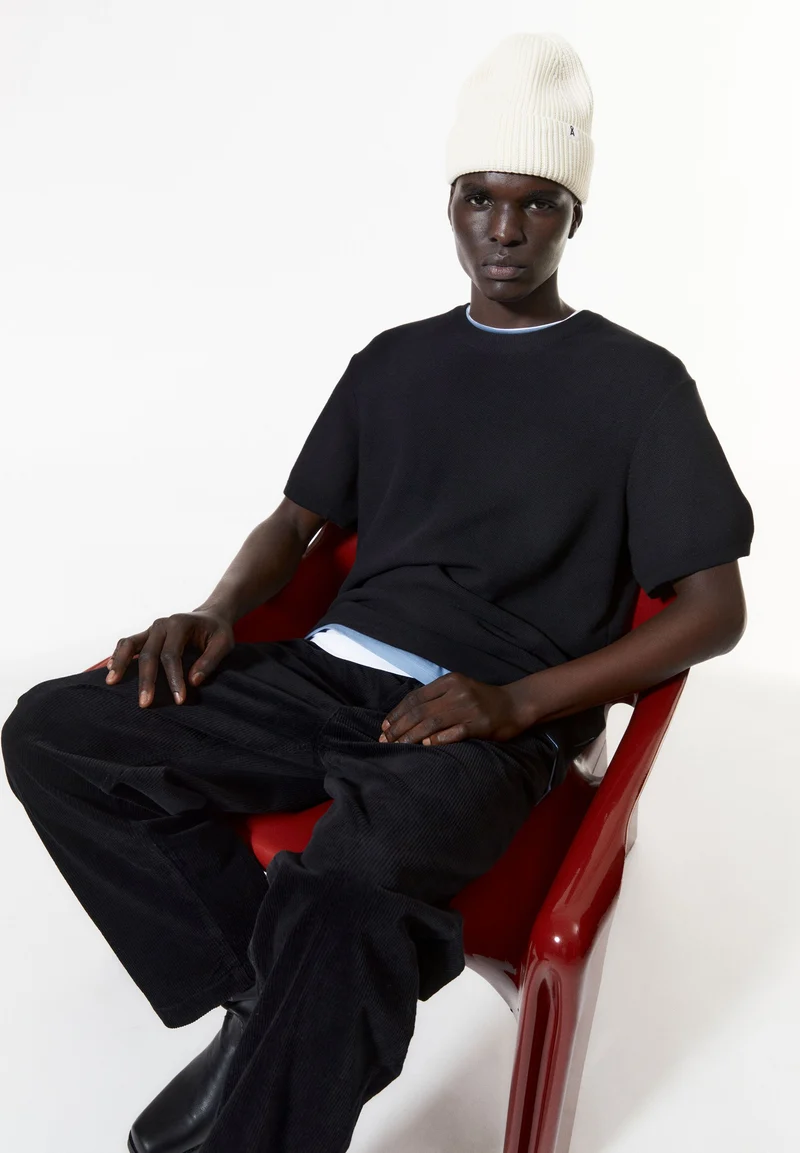 ERWAAN | black