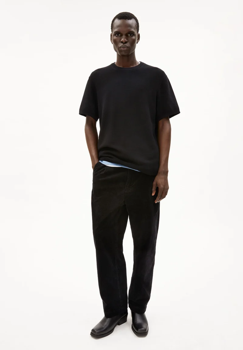 ERWAAN | black