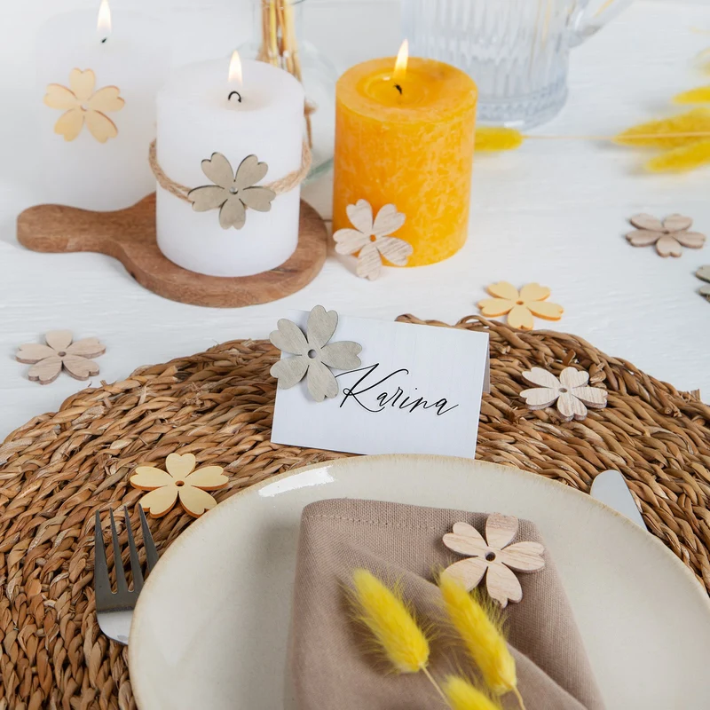 72 kleine Holzblumen Streuteile Tischdeko Blumen beige grau gelb 4 cm