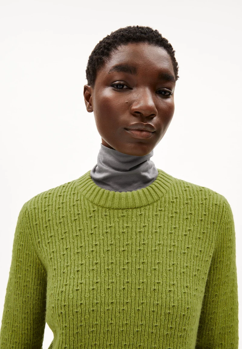 FABIOLAA | dark moss