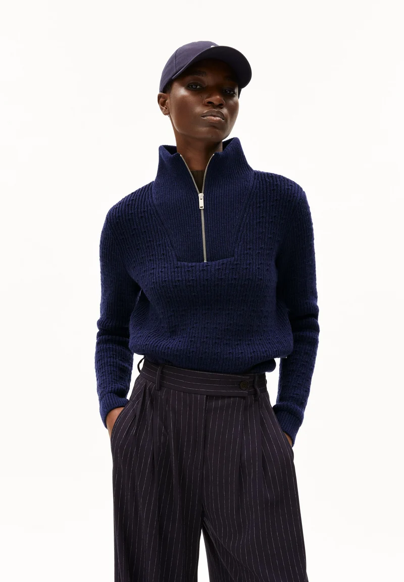 TULIPAA | deep sea blue