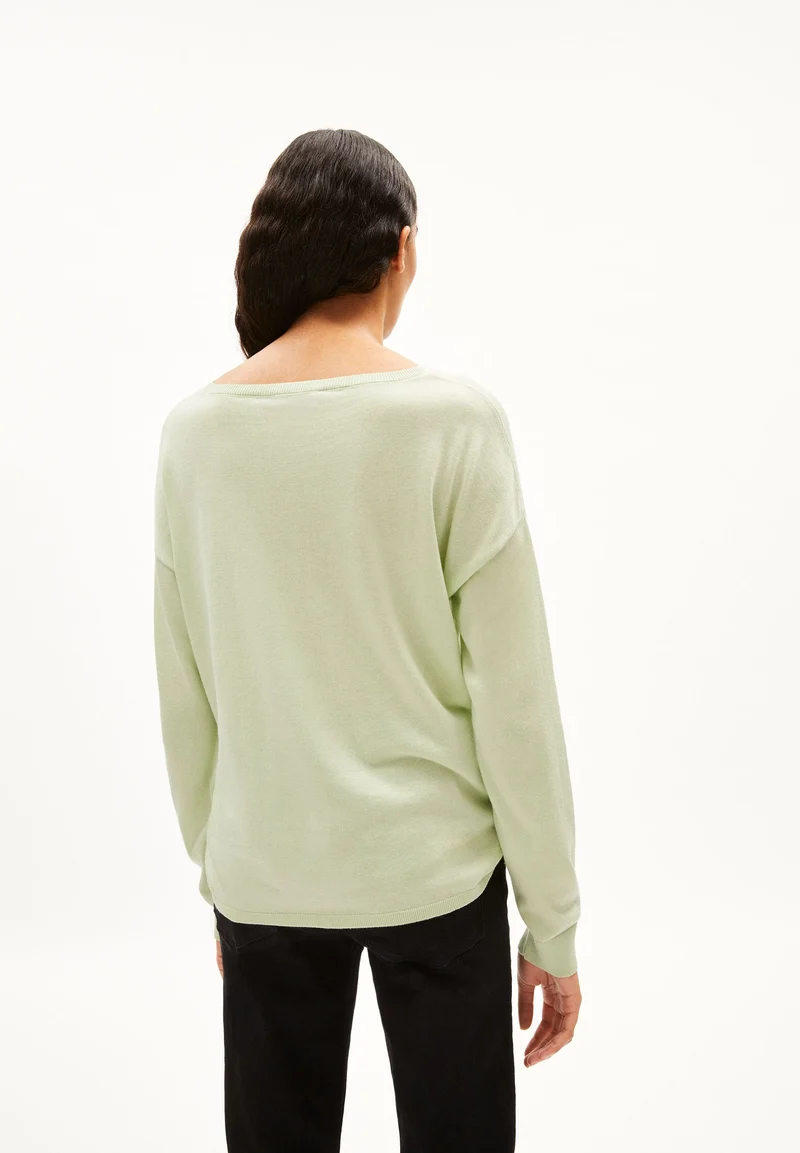 LAARNI | pastel green