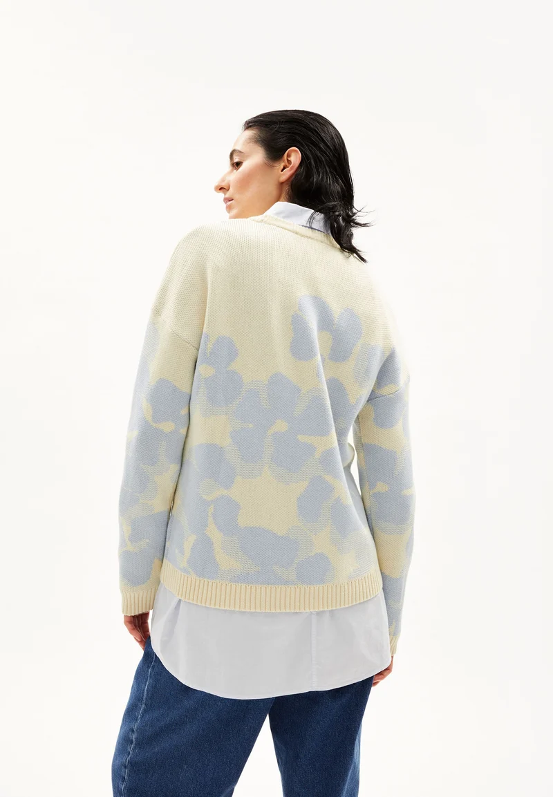 OLESSYAA AQUA FLORAL | oatmilk-morning sky