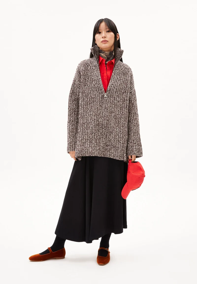 TRINEKAA LEOPARD | dark swamp-oatmilk