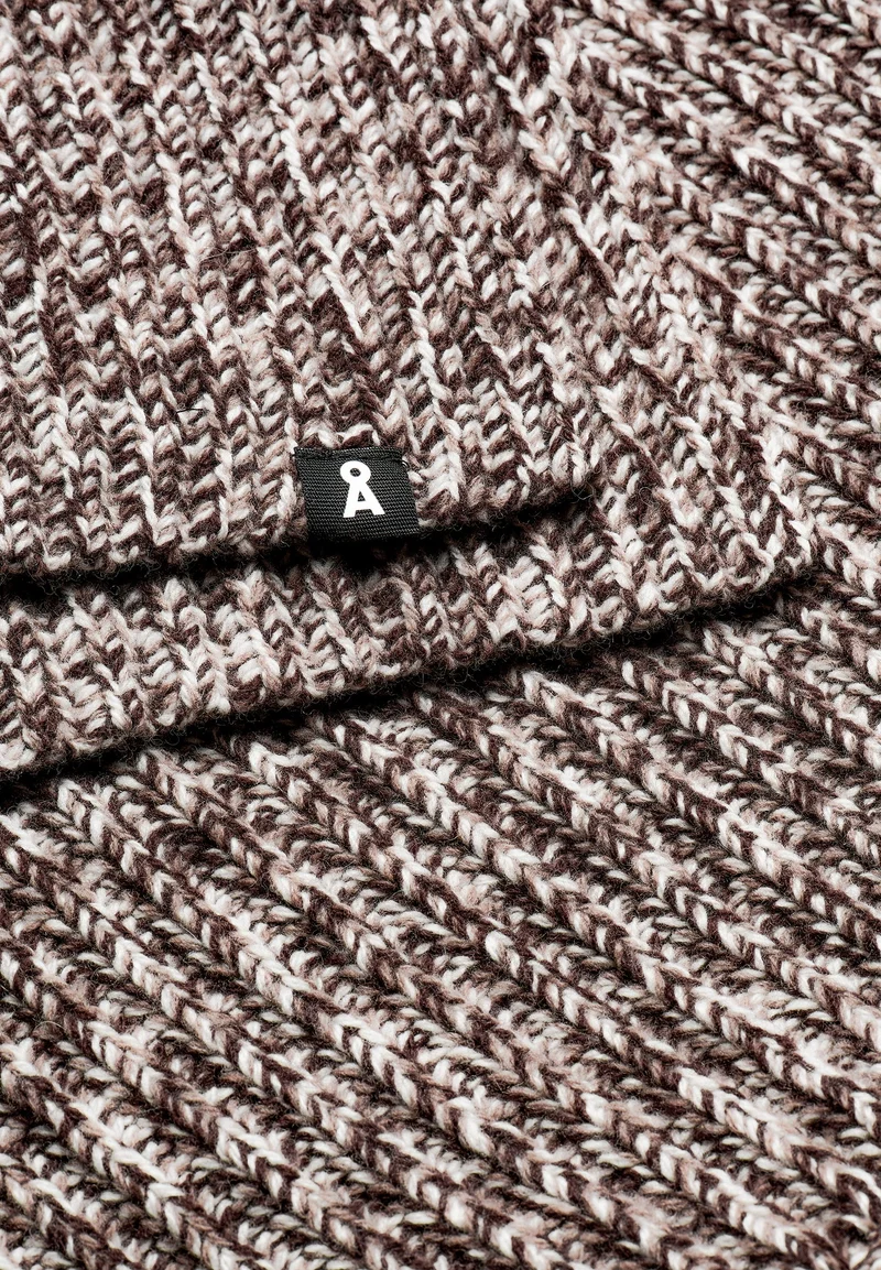 TRINEKAA LEOPARD | dark swamp-oatmilk