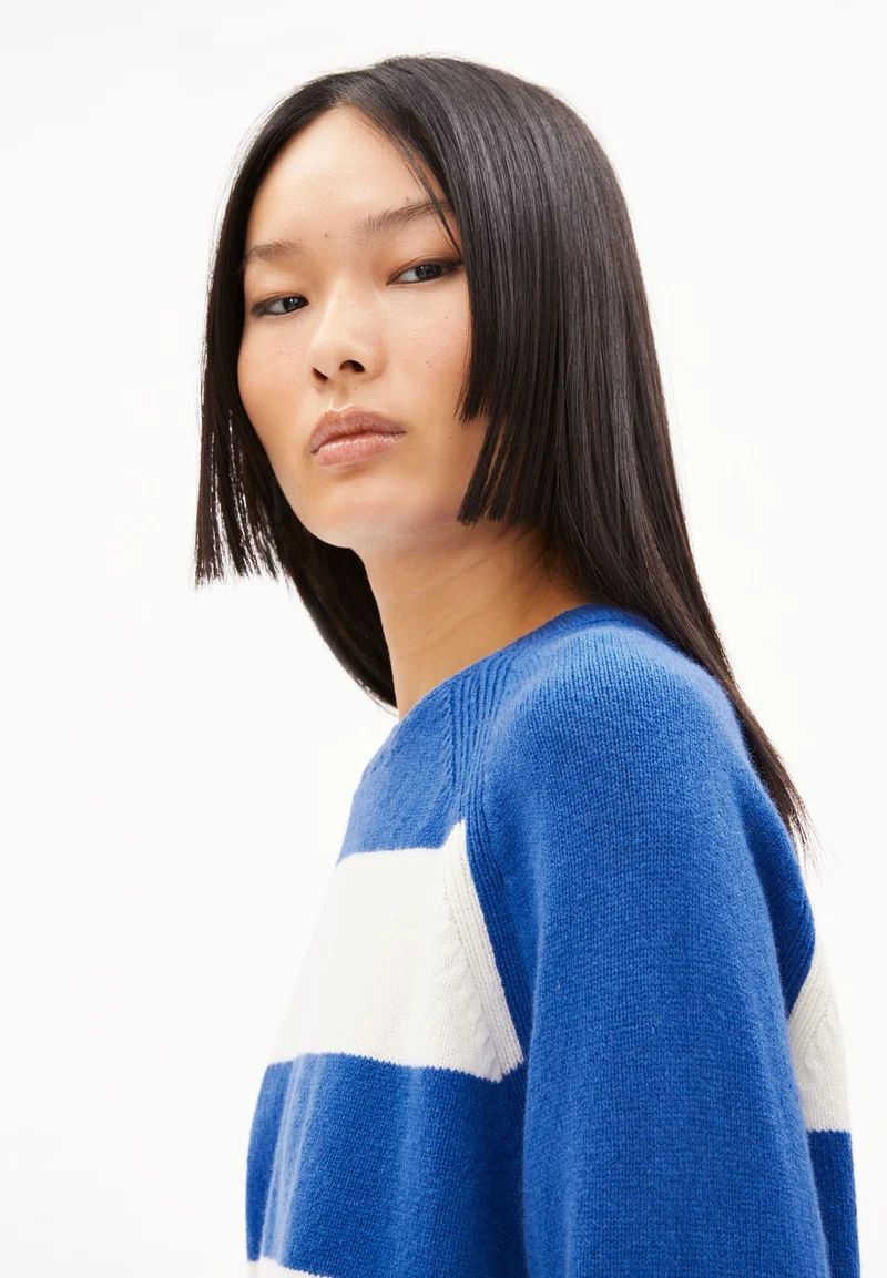 DILIRIAA STRIPES | warm blue-oatmilk