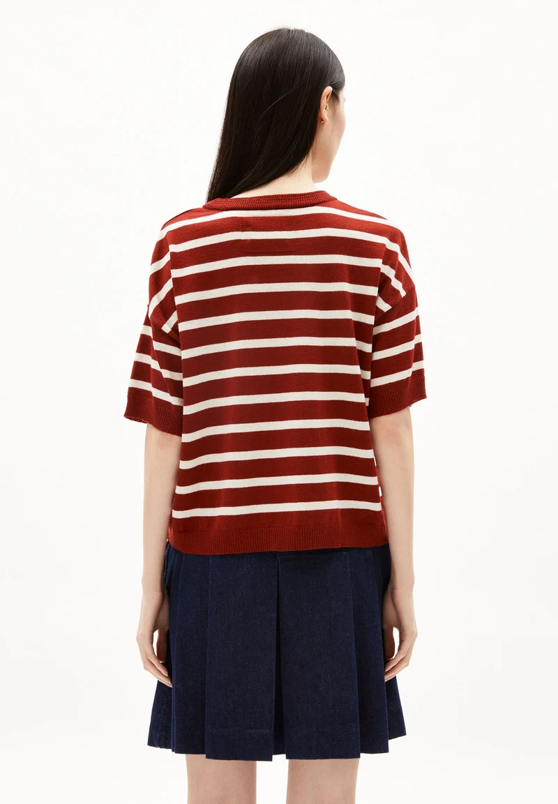 LILLAAS STRIPES | dark crimson-off white