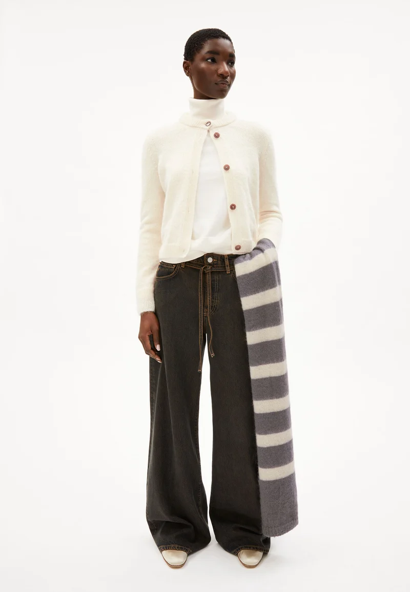 GILAAH MOHAIR | oatmilk