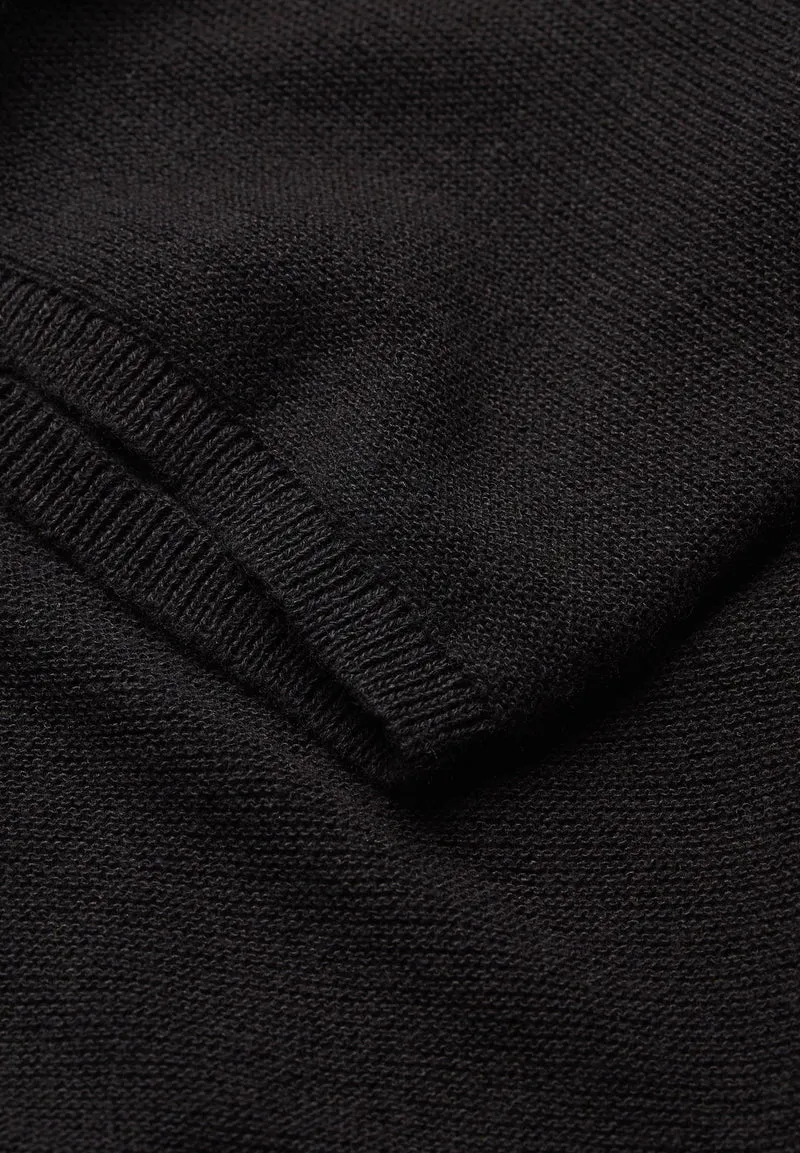RATHAA LINO | black