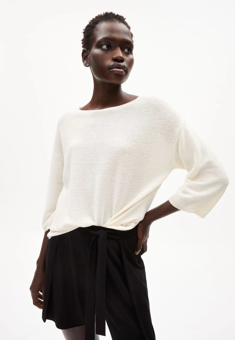 RATHAA LINO | offwhite