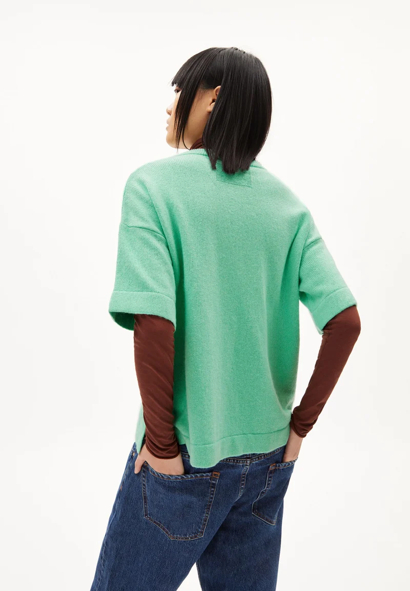 DAVINJAA SOFT | bright lime