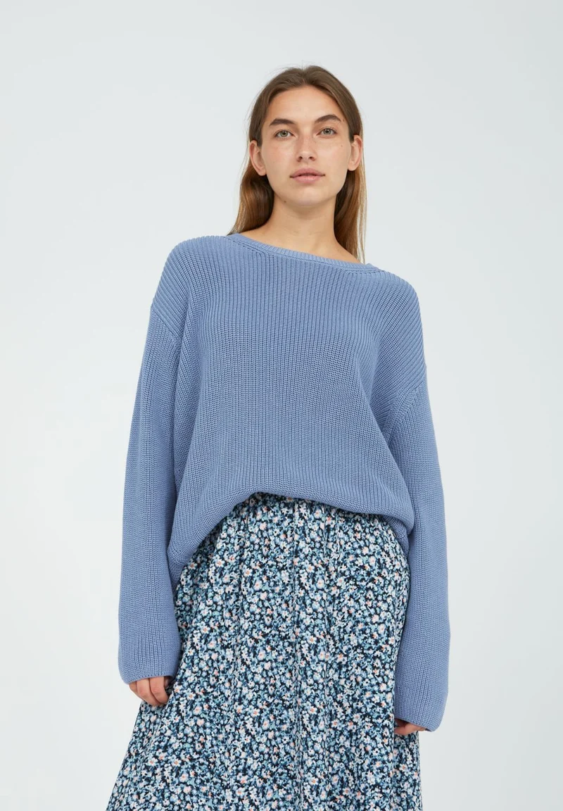 NURIELLAA | foggy blue