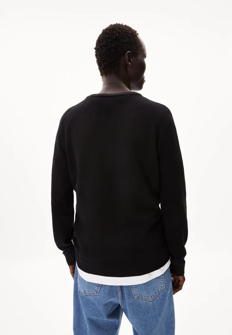 GRAANOS | black