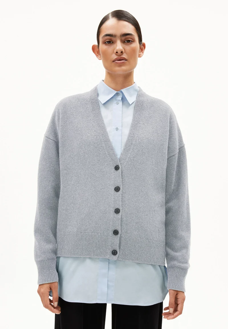 KAAJA STRICKJACKE | silver melange