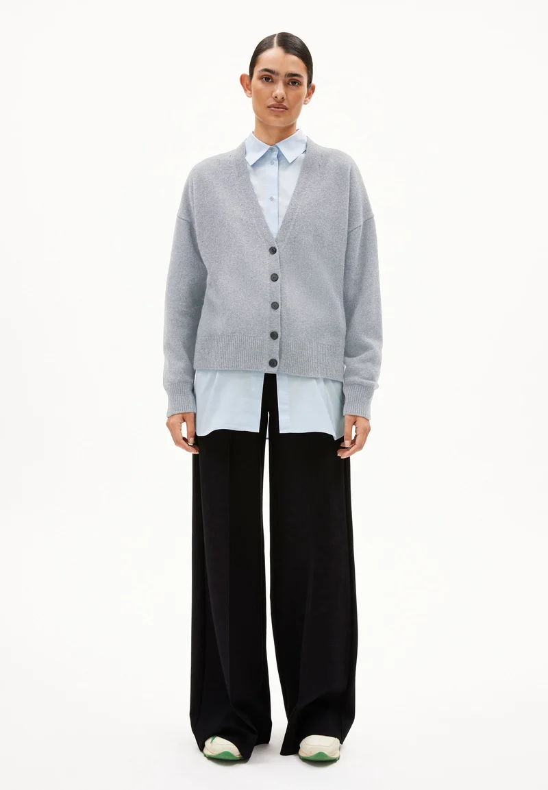 KAAJA STRICKJACKE | silver melange