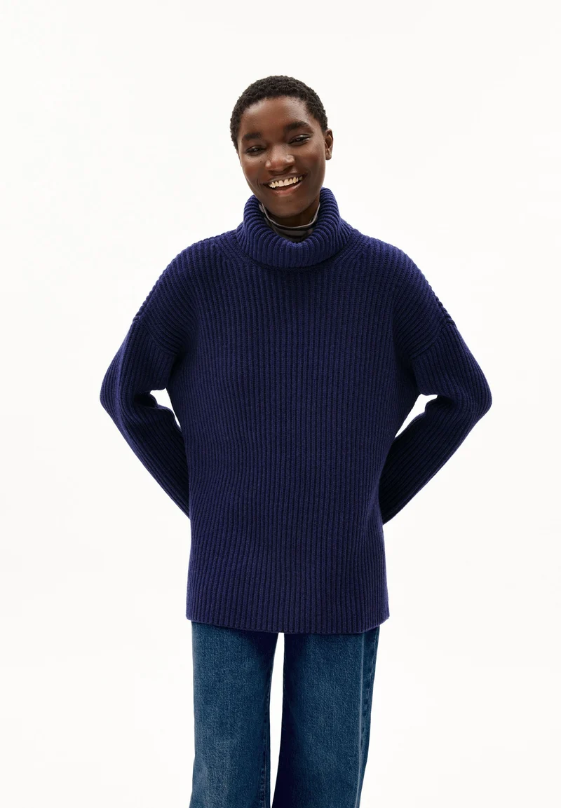 VAESSAA | deep sea blue