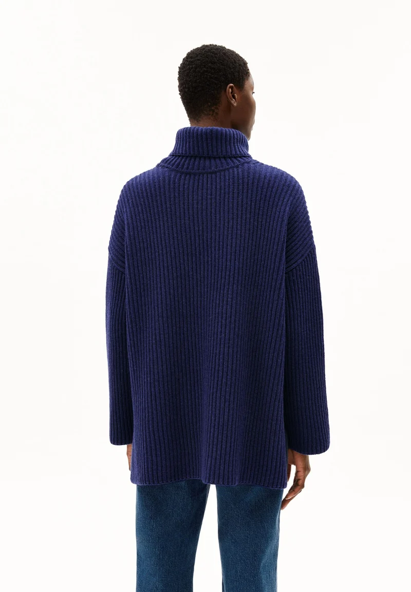 VAESSAA | deep sea blue