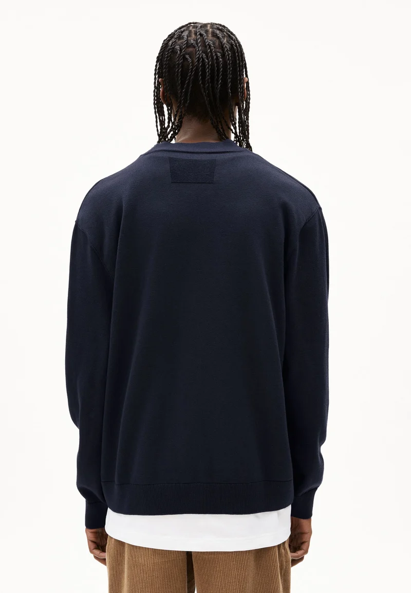 AANATOL STRICKJACKE | night sky