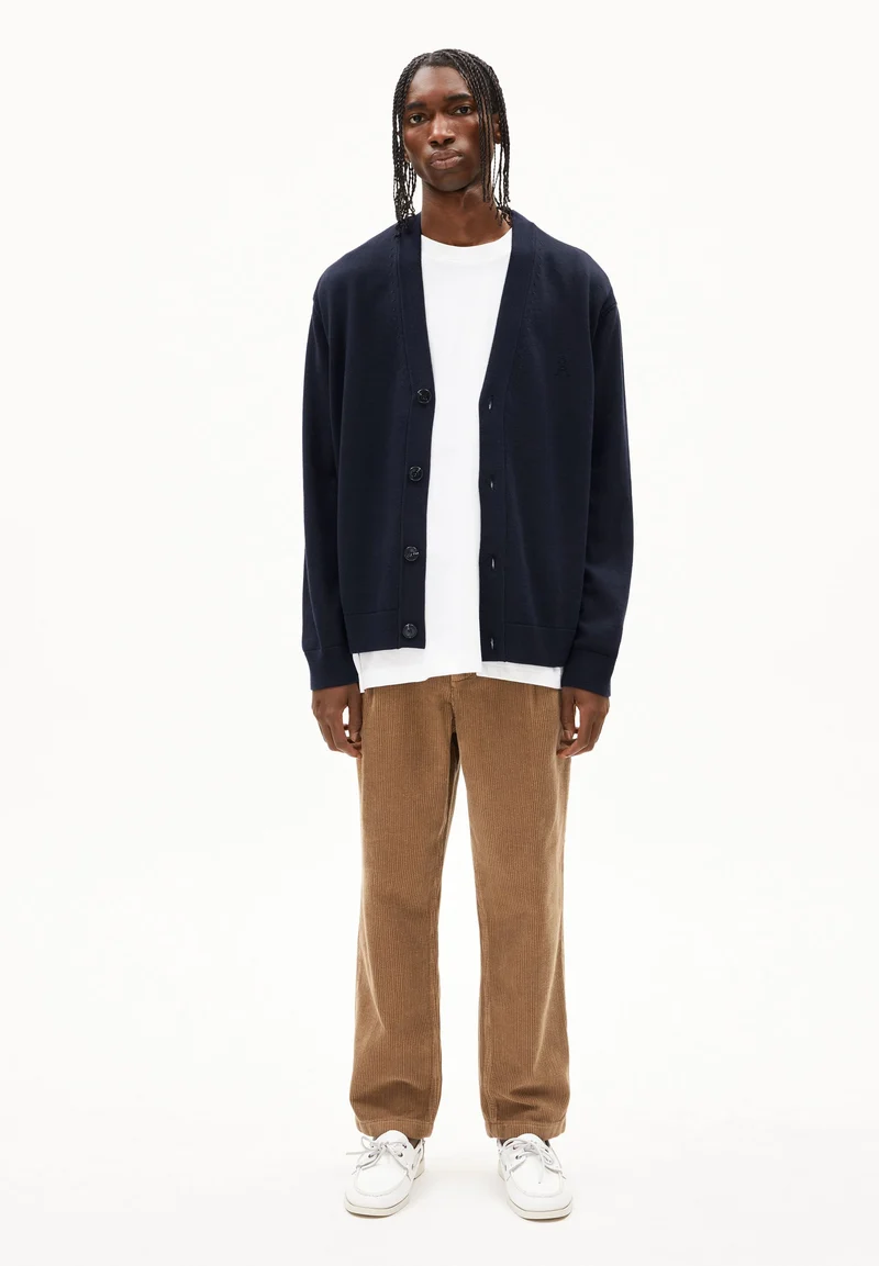 AANATOL STRICKJACKE | night sky