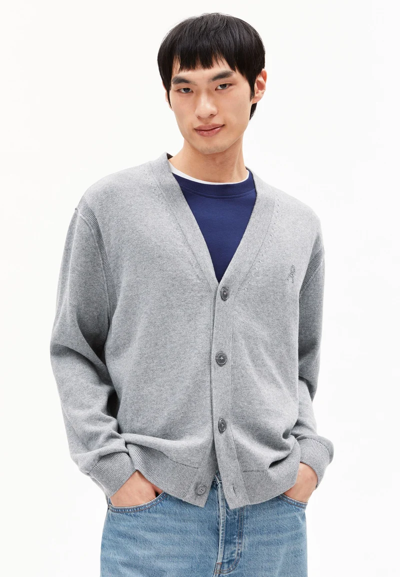 AANATOL STRICKJACKE | silver melange